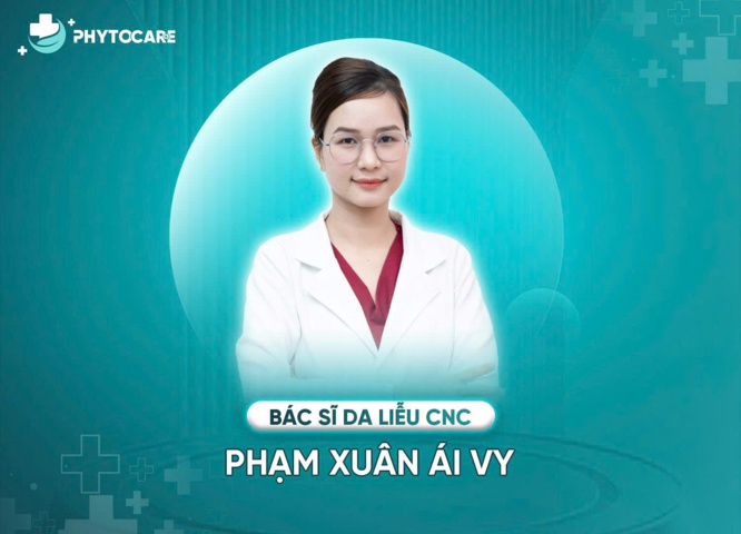 A person wearing a white coatAI-generated content may be incorrect.